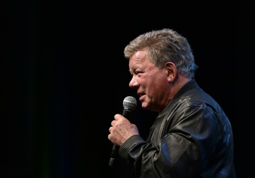 Jeff, téléporte-moi ! Le capitaine de Star Trek embarque dans une fusée de Bezos