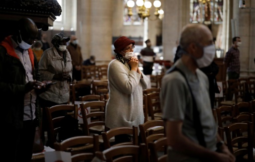 Les Français croient de moins en moins en Dieu