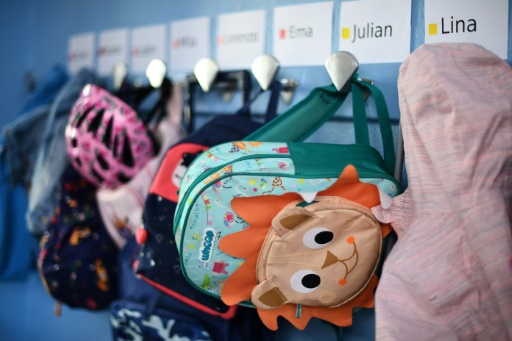 Covid : fin du masque à l'école primaire uniquement pour les élèves dans 47 départements dès lundi