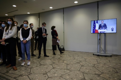 Covid : rappel pour tous, pass durci, pression sur les non-vaccinés