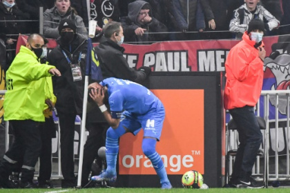 Lyon-Marseille arrêté après de nouveaux incidents visant Payet.jpg