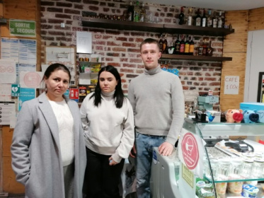 diaspora ukrainienne se mobilise pour secourir des proches.jpg