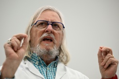 Les autorités sanitaires s'attaquent finalement à l'IHU de Didier Raoult