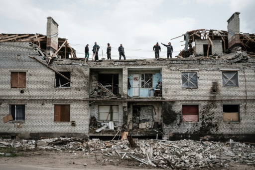 Ukraine : vers un premier procès pour crime de guerre, Moscou accuse Kiev de frapper en Russie