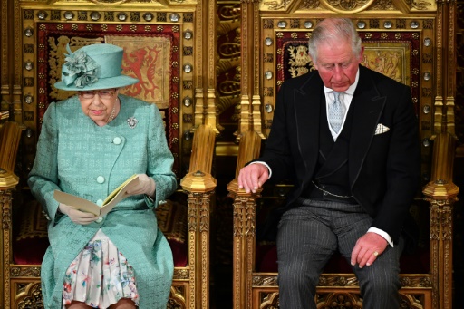 Royaume-Uni : la reine absente pour le discours du trône, remplacée par le prince Charles (Buckingham)