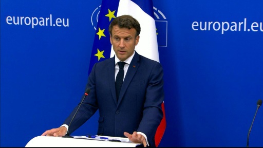 Macron douche les espoirs d'adhésion rapide de l'Ukraine à l'UE