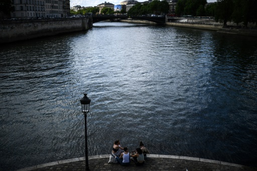 Pour refroidir ses monuments, Paris mise sur la Seine