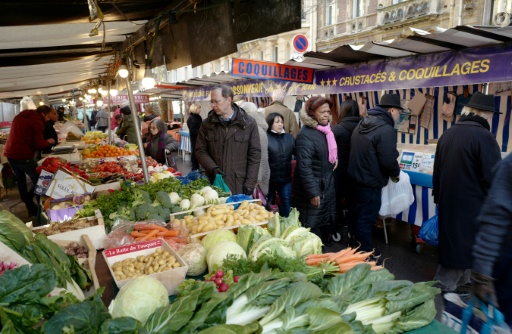 A Marseille, contrôles pour lutter contre d'éventuelles tromperies sur l'origine des fruits
