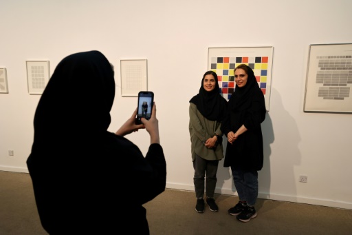 A Téhéran, des chefs-d'oeuvre occidentaux attirent de nombreux visiteurs