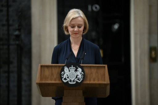 Royaume-Uni : Liz Truss jette l'éponge, les conservateurs de nouveau en quête d'un Premier ministre