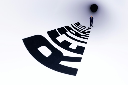 Retraites : jour J pour la "mère des réformes"... et des batailles