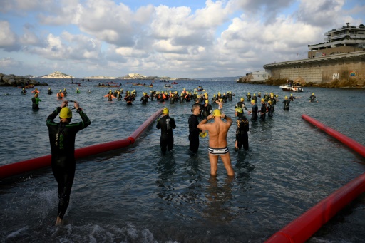 A Marseille, le cercle des nageurs libres et militants
