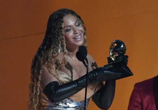 Beyoncé reine des Grammys, mais le meilleur album lui échappe encore