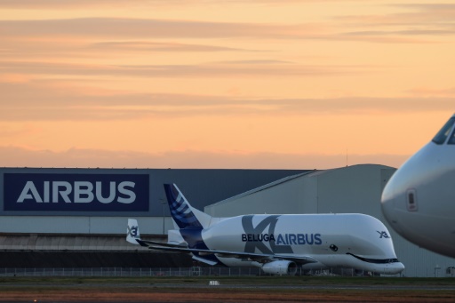 Nouveau bénéfice record pour Airbus, freiné par ses fournisseurs