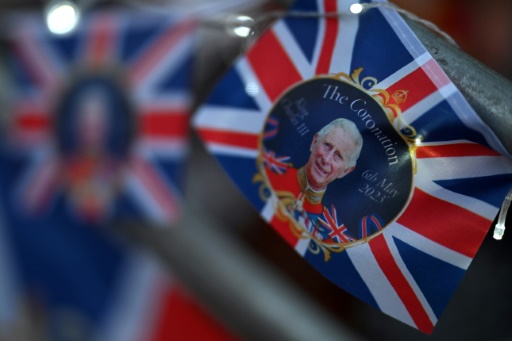 Derniers préparatifs pour une cérémonie historique : Charles III couronné samedi à Londres