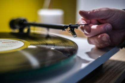 RMC met à son tour aux enchères ses centaines de vinyles.jpg